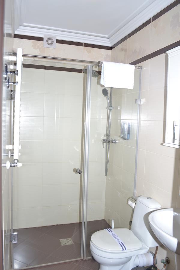 Zolota Forel Hotel Korostov Стая снимка