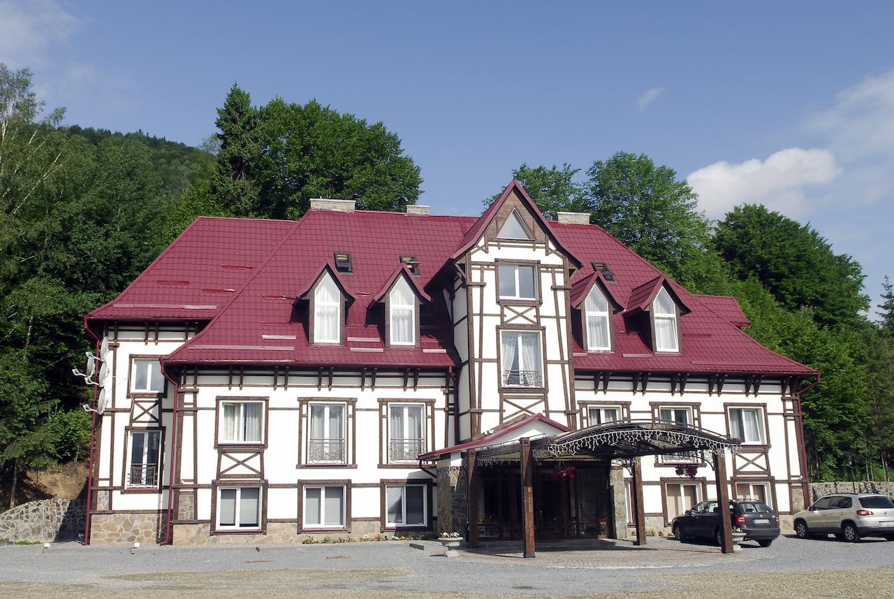 Zolota Forel Hotel Korostov Екстериор снимка